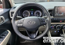 Hyundai Venue 