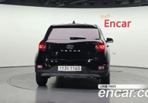 Hyundai Venue 