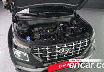Hyundai Venue 