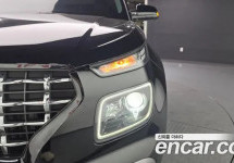 Hyundai Venue 