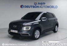 Hyundai Venue 