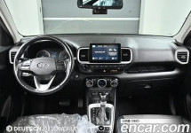 Hyundai Venue 