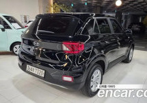 Hyundai Venue 