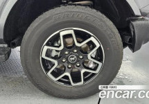 Ford Bronco 