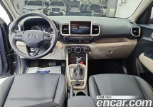 Hyundai Venue 