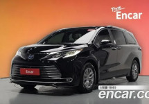 Toyota Sienna 