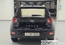Hyundai Venue 