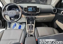Hyundai Venue 