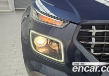 Hyundai Venue 