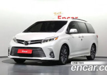 Toyota Sienna 