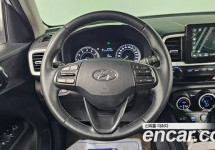 Hyundai Venue 