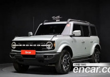 Ford Bronco 