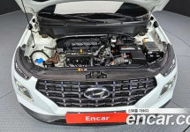 Hyundai Venue 