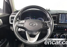 Hyundai Venue 