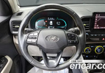 Hyundai Venue 
