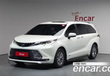 Toyota Sienna 