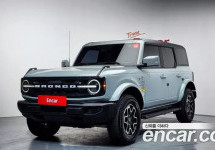 Ford Bronco 
