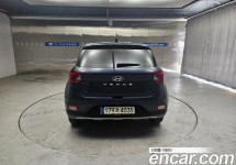 Hyundai Venue 