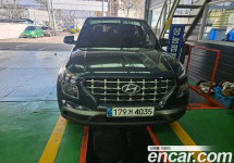Hyundai Venue 