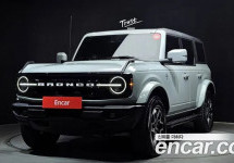Ford Bronco 