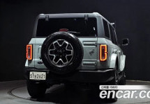 Ford Bronco 
