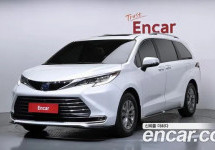 Toyota Sienna 