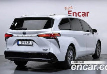Toyota Sienna 