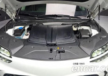 Genesis Gv60 