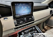 Lincoln Navigator 