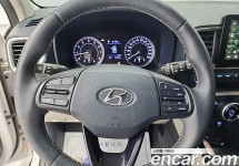 Hyundai Venue 