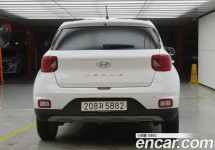 Hyundai Venue 