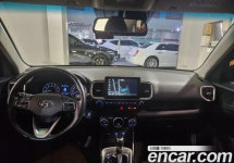 Hyundai Venue 