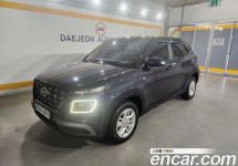Hyundai Venue 