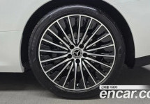 Mercedes-Benz Cle-Class 