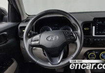 Hyundai Venue 