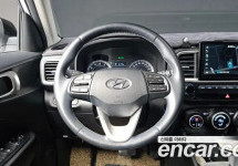Hyundai Venue 