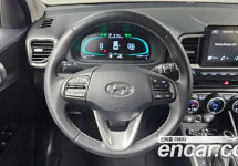 Hyundai Venue 