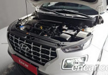 Hyundai Venue 