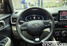 Hyundai Venue 