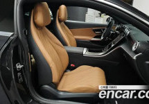 Mercedes-Benz Cle-Class 