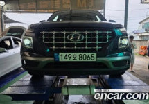 Hyundai Venue 