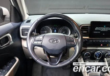 Hyundai Venue 