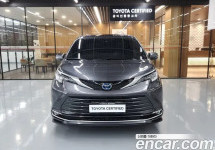 Toyota Sienna 