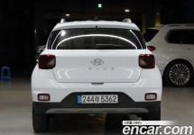 Hyundai Venue 