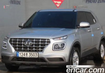 Hyundai Venue 