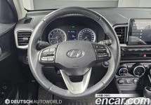 Hyundai Venue 