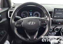 Hyundai Venue 