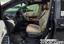 Toyota Sienna 