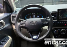 Hyundai Venue 