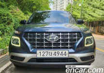 Hyundai Venue 